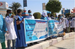 Des médecins chercheurs manifestent devant la présidence et réclament leur recrutement