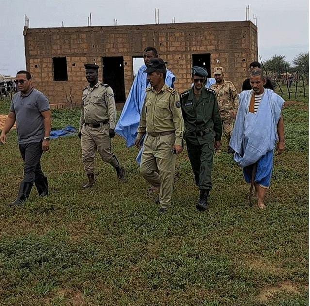 Hodh Chargui : évacuation par les autorités des habitants d’un quartier inondé de la moughata d’Adel Begrou 