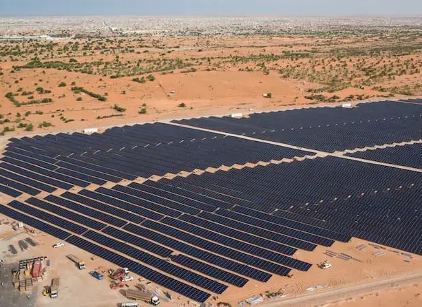 Conseil des ministres : obligation pour les entreprises minières en Mauritanie d’augmenter progressivement la part des énergies renouvelables dans leur mix électrique 