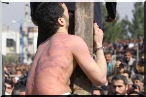 Arabie-Saoudite : 10 ans de prison et 2 000 coups de fouet pour avoir dansé torse nu sur une voiture 