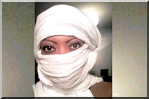 La Chanteuse  Ramses Lee se lance dans l’univers du Blues intergalactique