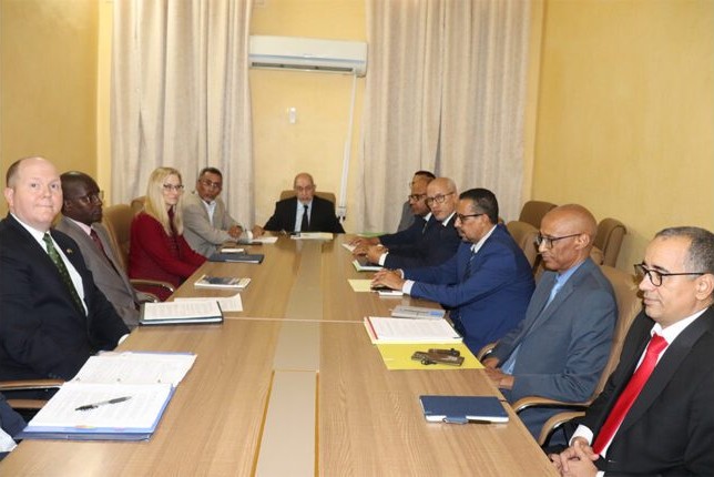 Le ministre de la Justice reçoit une délégation du département d’État américain