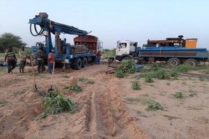 Atar: Arrivée des machines de forage que le gouvernement a promis pour résoudre le problème de la soif dans la ville