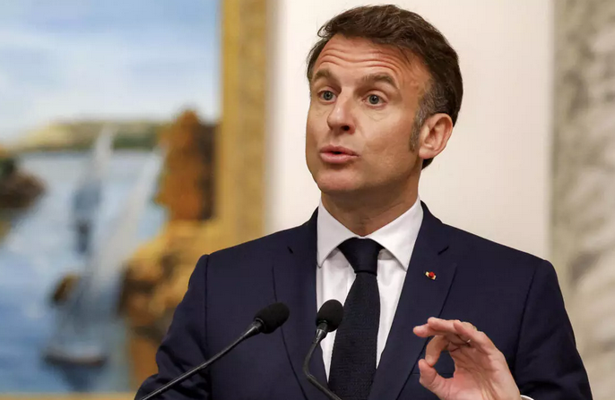 Emmanuel Macron appelle à une 