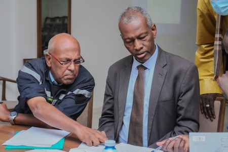 OMS/Projet SURGE : 52 experts mauritaniens à l’école de la réponse aux urgences de santé publique et crises sanitaires - [Photoreportage]