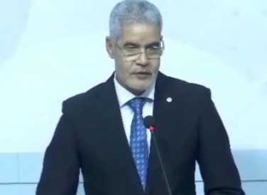 Le ministre de l’Économie présente à la presse trois projets de loi soumis ce mardi au Conseil des ministres