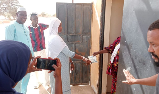 De jeunes mauritaniens utilisent la photographie pour témoigner de la réalité des cultures et de l'alimentation locale